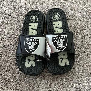 Mens Raiders slides